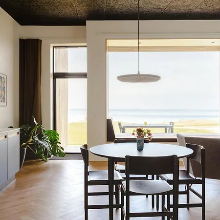 Casa de Férias Enjoy Twosomeness With A View Of Helnaes