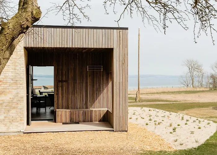 Holiday home Enjoy Twosomeness With A View Of Helnaes