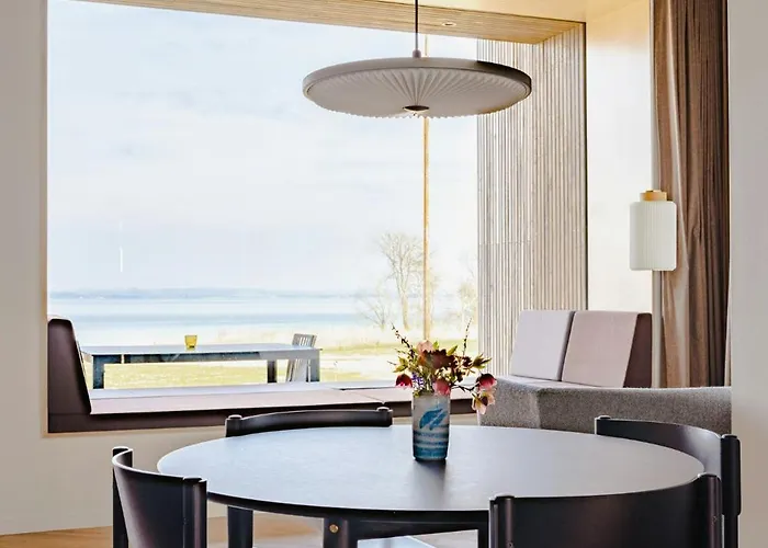 Holiday home Enjoy Twosomeness With A View Of Helnaes *